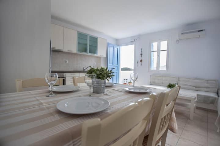 Astarti Apartments Livadi  Dış mekan fotoğraf